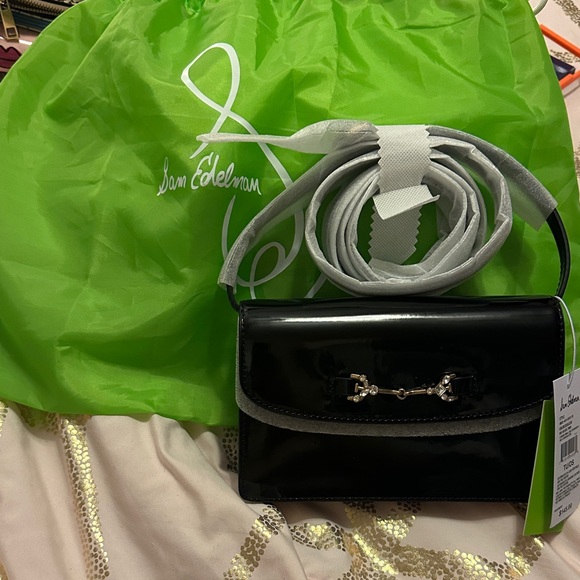 Sam Edelman Shiny Black Crossbody Bag Full Inclusion. - Picture 2 of 3